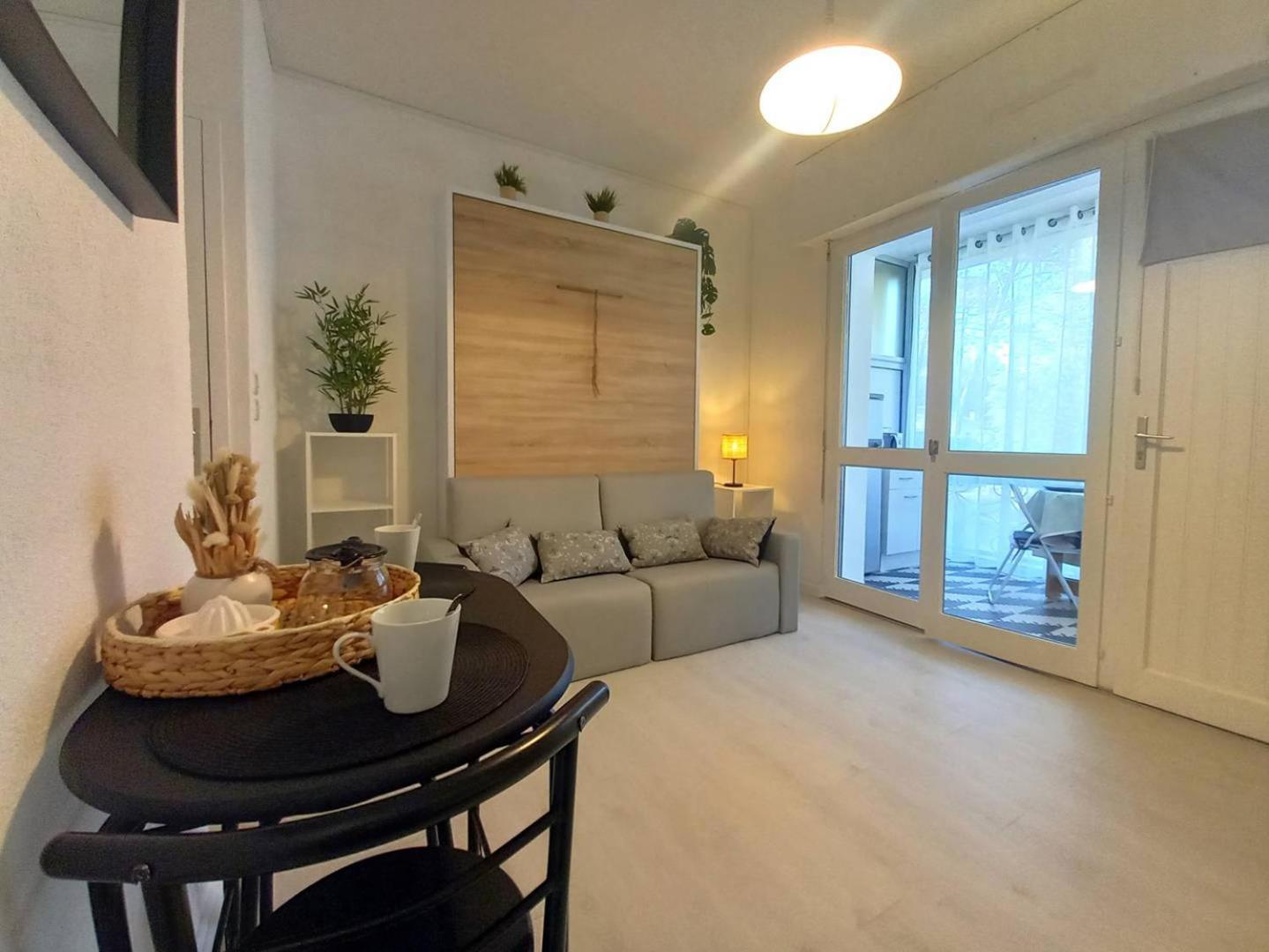 Saint Georges de Didonne - FAITES UNE HALTE - STUDIO - quartier boisé Esterno foto